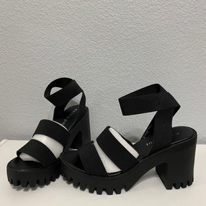 Platform sandals